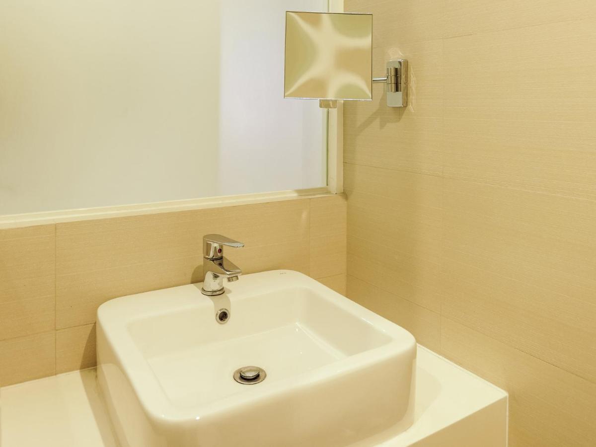 Go Hotels Manila Airport Road Paranaque City Extérieur photo