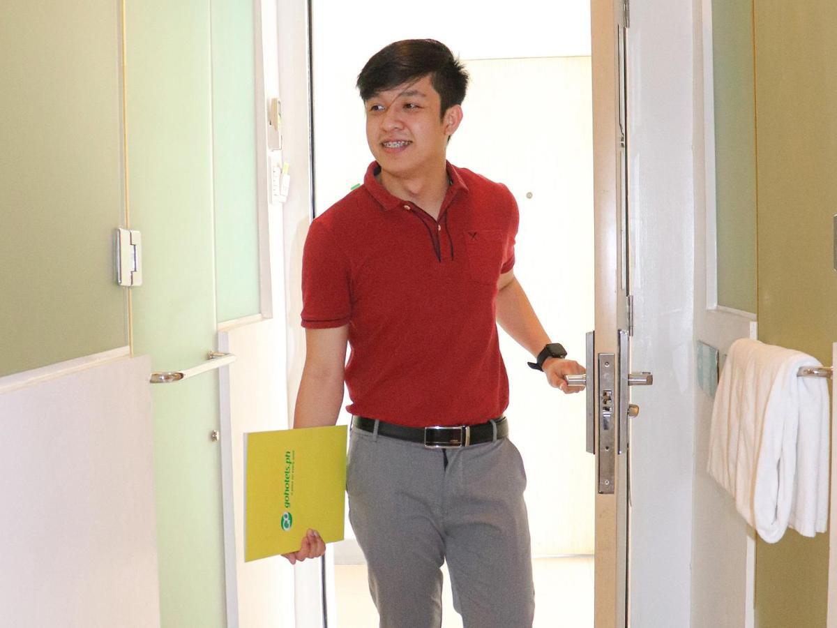 Go Hotels Manila Airport Road Paranaque City Extérieur photo