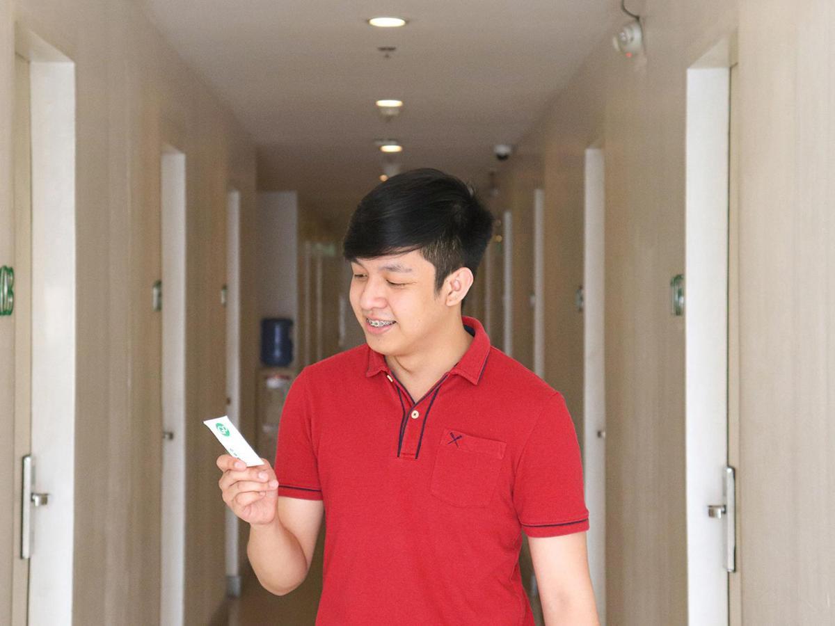 Go Hotels Manila Airport Road Paranaque City Extérieur photo