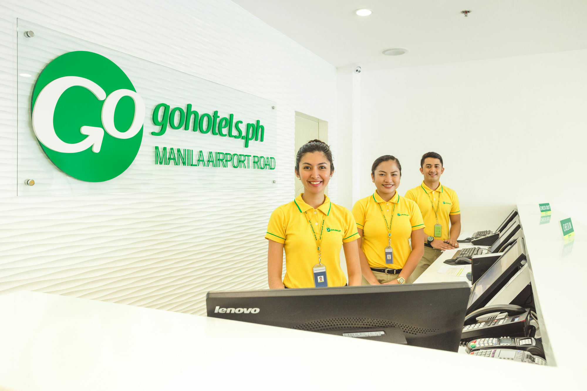Go Hotels Manila Airport Road Paranaque City Extérieur photo