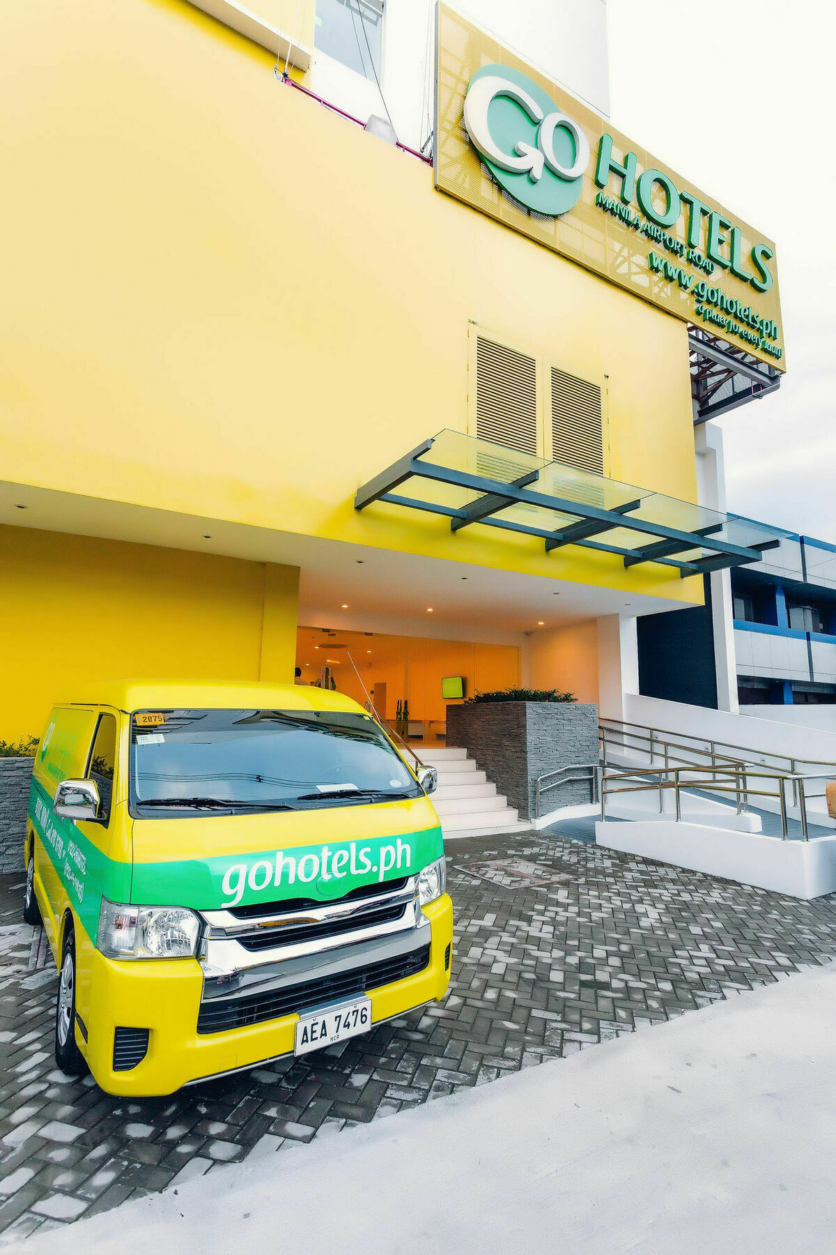 Go Hotels Manila Airport Road Paranaque City Extérieur photo